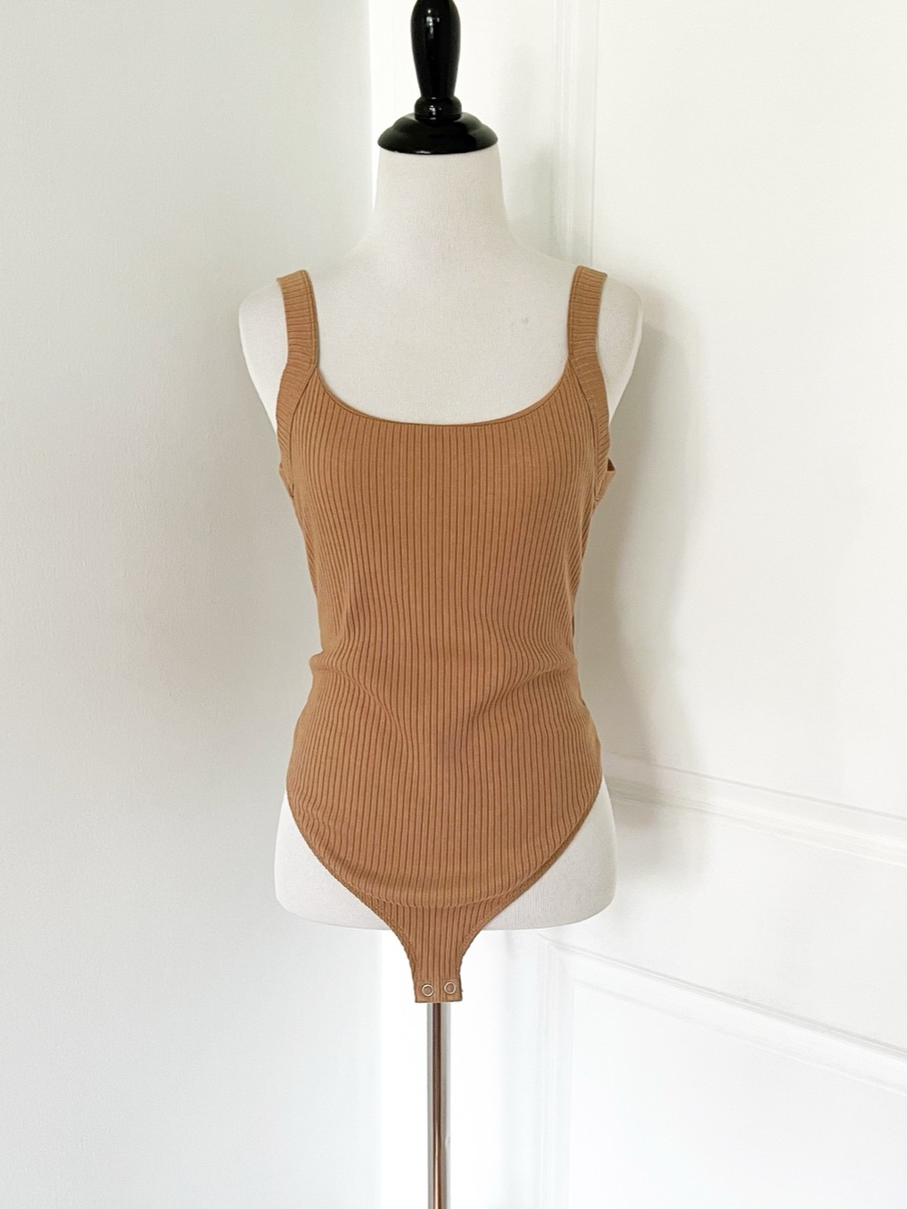 Good American Ribbed Scoop Back Bodysuit Brown Size 1